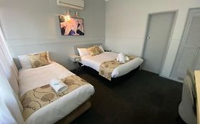 Charlton Motel